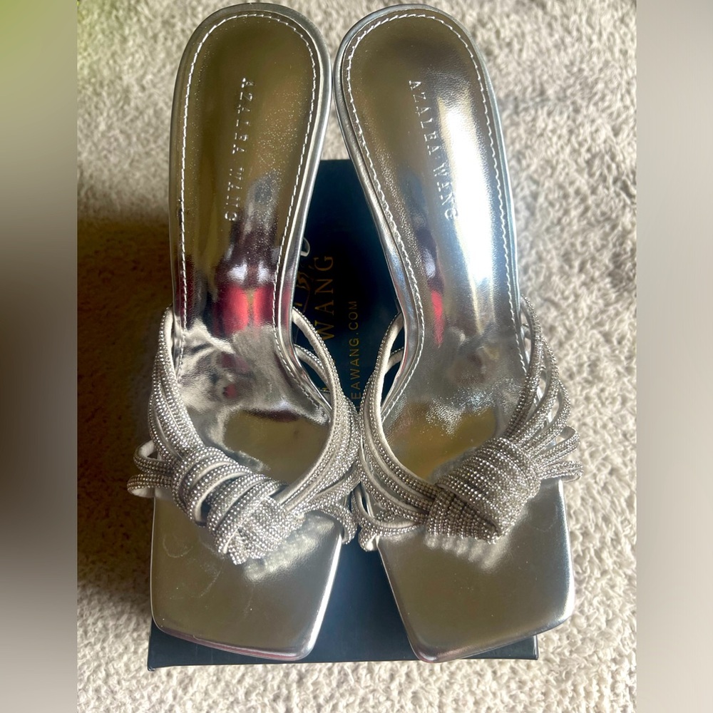 AZALEA WANG size 9 style ULIMA-SILVER